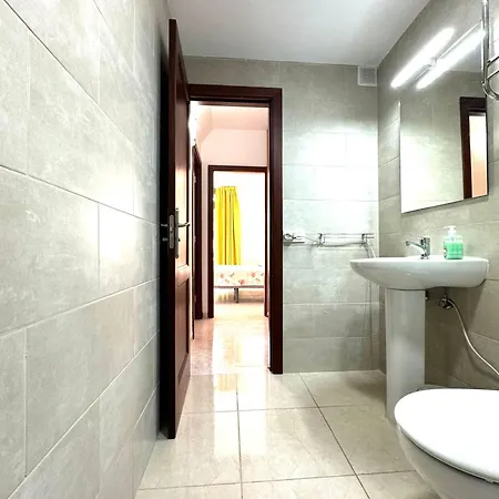 Guinea Apartamento *