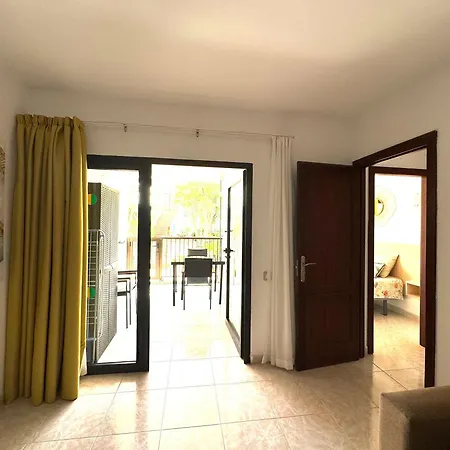 Guinea Apartment *